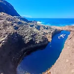 Dragon View - Oceanfront Faro De Sardina דירה
